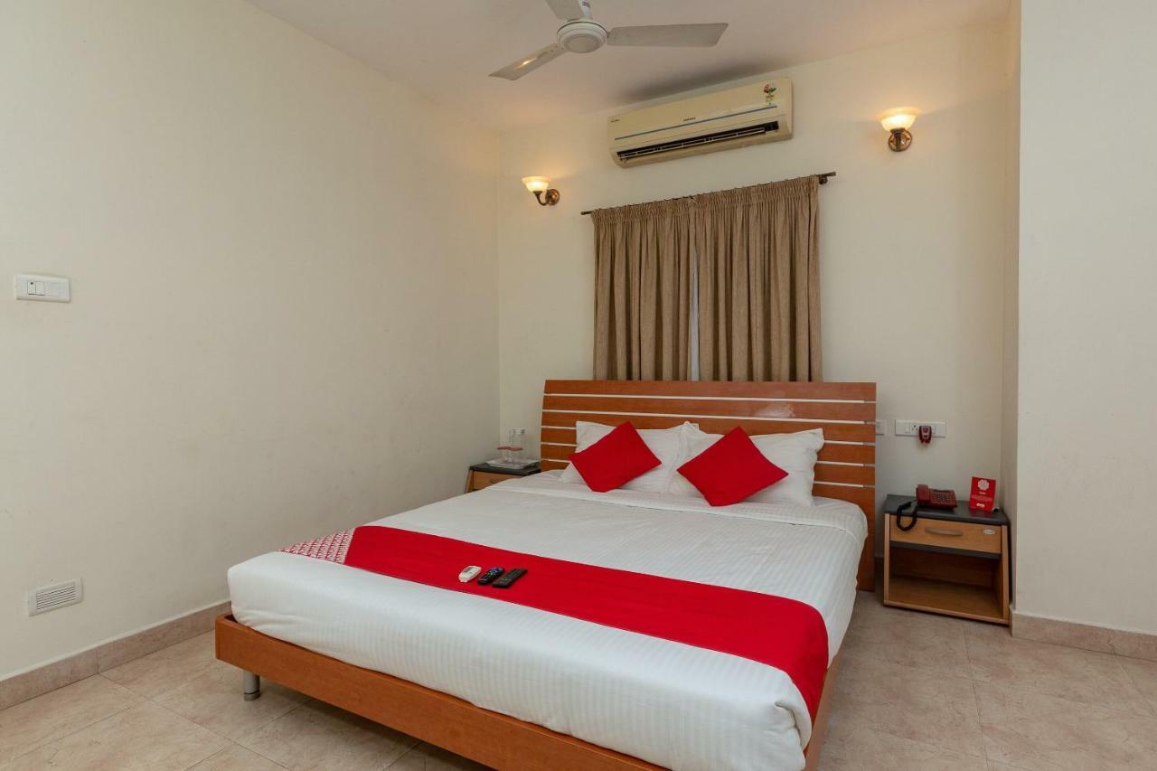 Oyo 23202 Cute Orange Service Apartments Chennai Ngoại thất bức ảnh